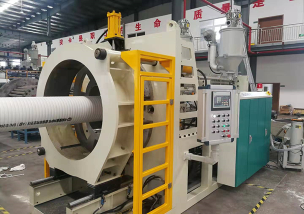 Extrusionsausrüstung für die Muffenverbindung von Drainagerohren